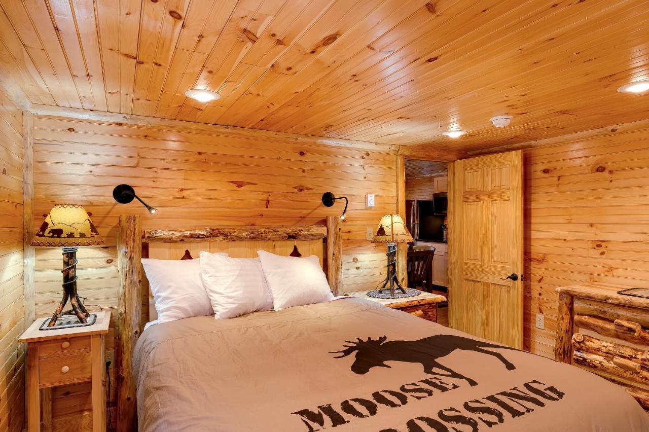 Cobble Mountain Lodge レークプラシッド エクステリア 写真