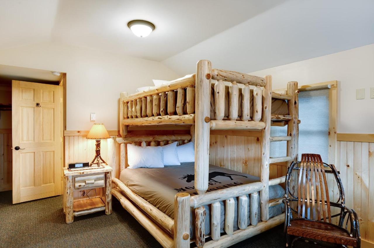 Cobble Mountain Lodge レークプラシッド エクステリア 写真