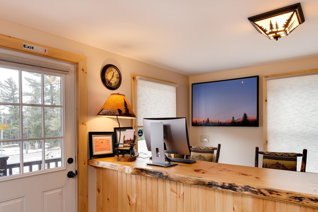 Cobble Mountain Lodge レークプラシッド エクステリア 写真