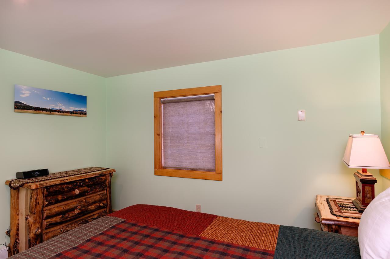Cobble Mountain Lodge レークプラシッド エクステリア 写真
