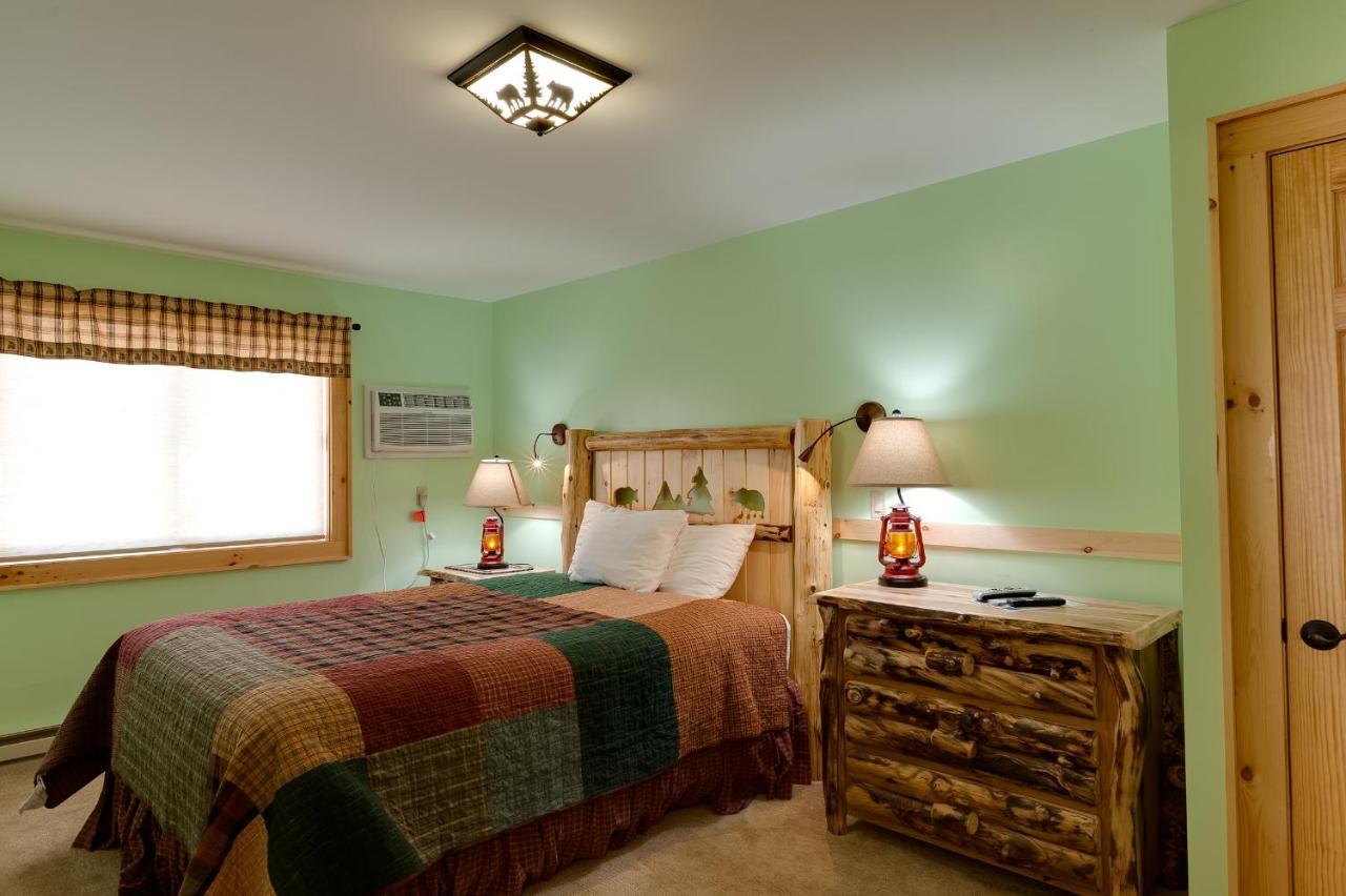 Cobble Mountain Lodge レークプラシッド エクステリア 写真